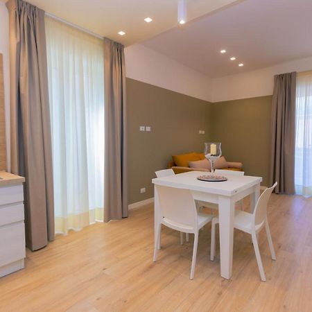 Domina Apartments โมโนโปลี ภายนอก รูปภาพ