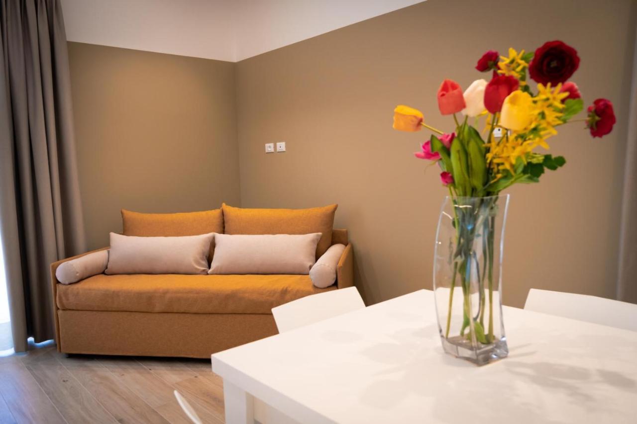 Domina Apartments โมโนโปลี ภายนอก รูปภาพ